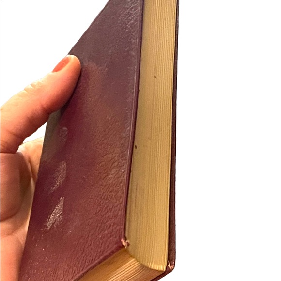 Antique 1908 THE VICOMTE DE BRAGELONNE by Alexandre Dumas-- VERY RARE--635 Pages - Picture 9 of 10